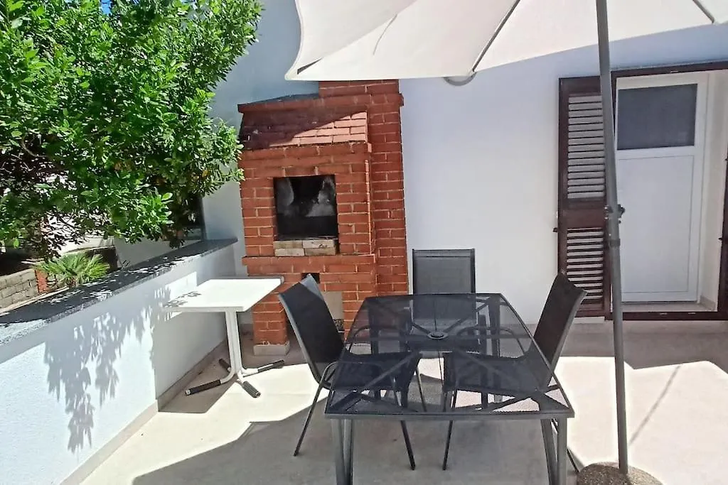 Apartman Petra Krk Town